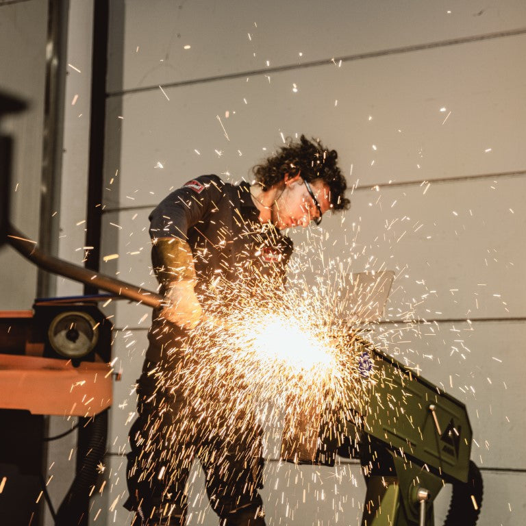 VA Fabrication levert maatwerk fabricage diensten in de autosport.